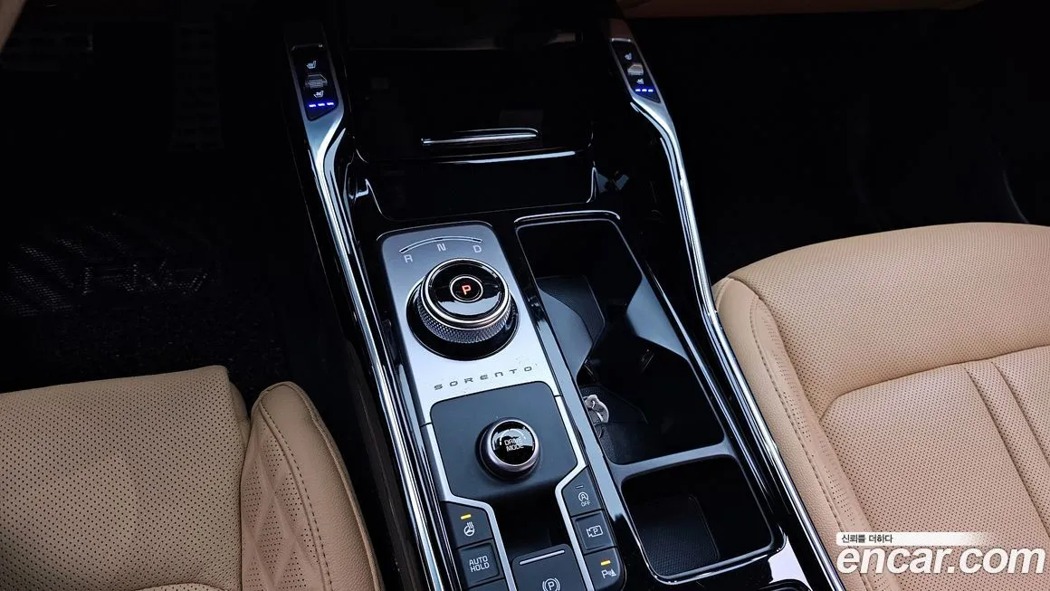 Kia Sorento — фото 9