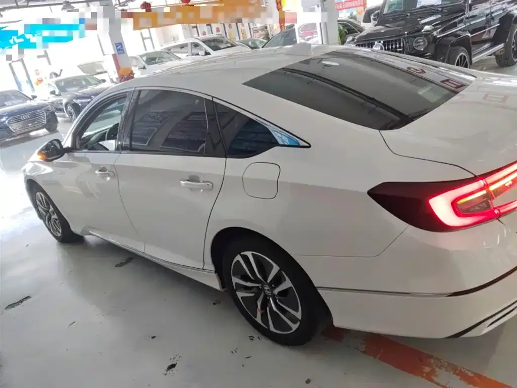 Honda Accord 2023 из CN, фото 5