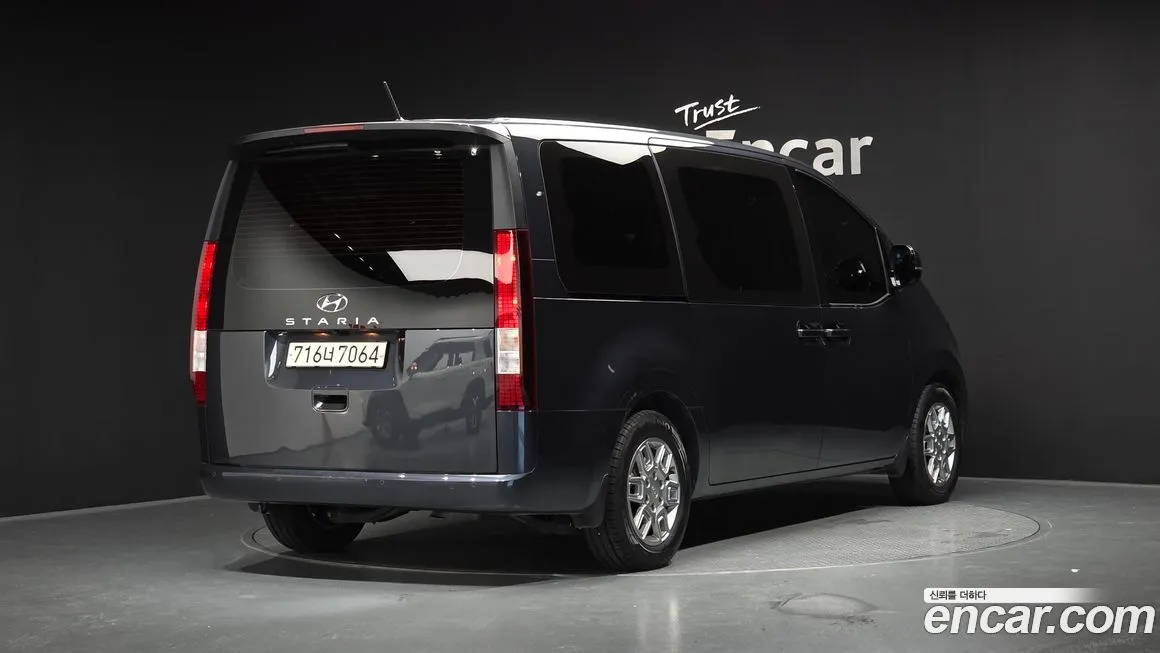 Hyundai Staria 2022 из KR, фото 2