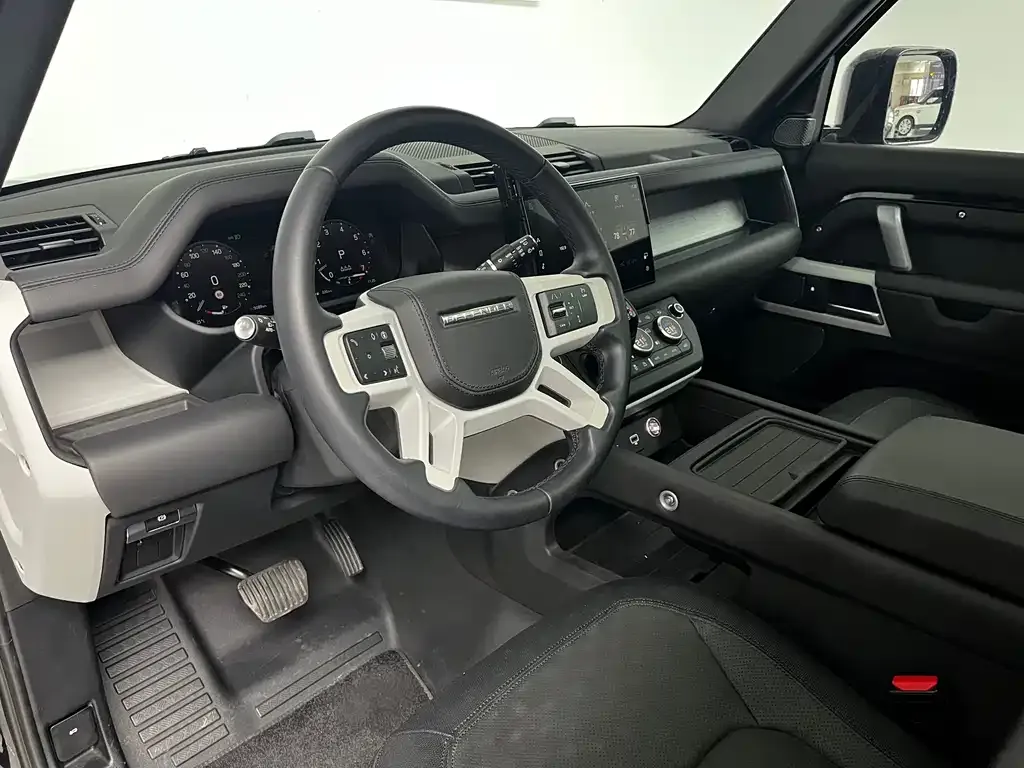 Land Rover Defender 2024 из CN, фото 7