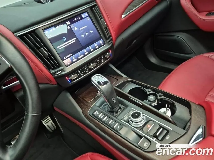 Maserati Levante 2022 из KR, фото 10