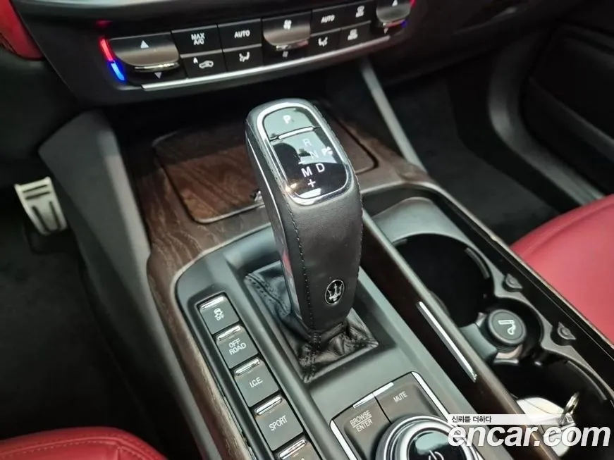 Maserati Levante 2022 из KR, фото 8