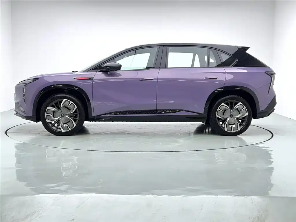 Hongqi Tiangong 08 2025 из CN, фото 5
