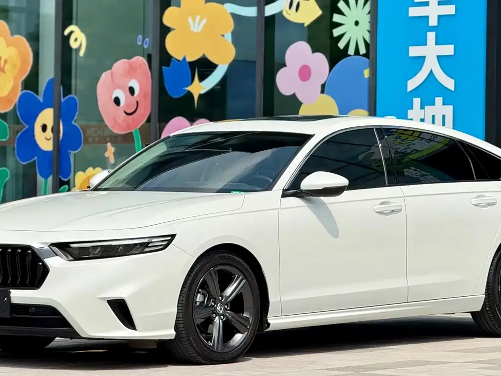 Honda Inspire 2024 из CN, фото 2
