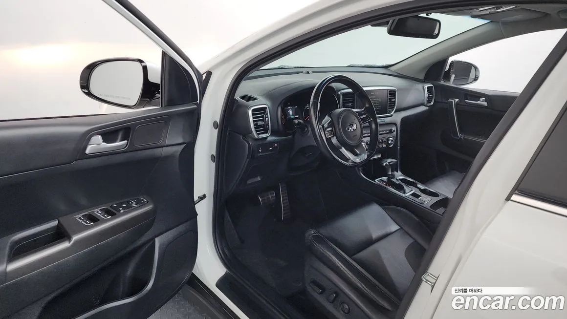 Kia Sportage 2021 из KR, фото 10