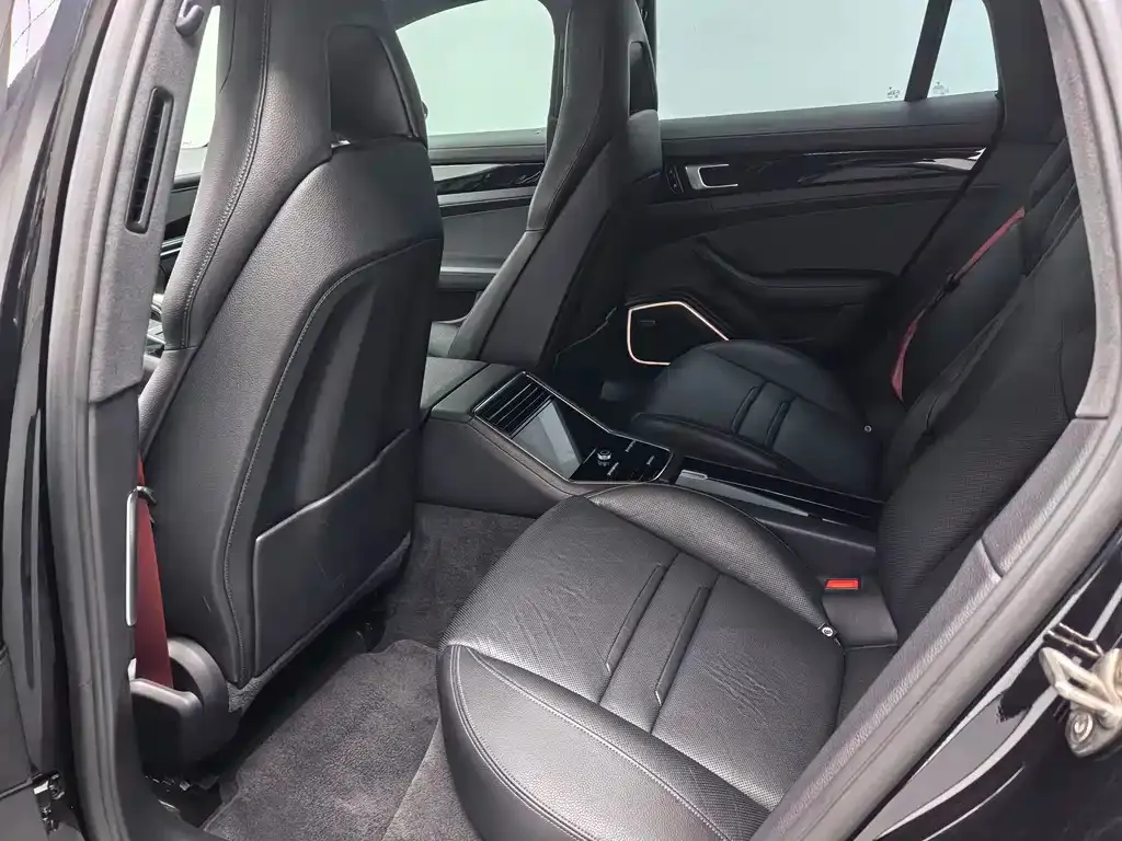 Porsche Panamera 2021 из CN, фото 8