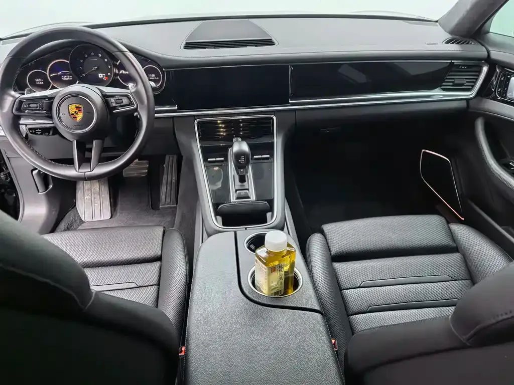 Porsche Panamera 2021 из CN, фото 9