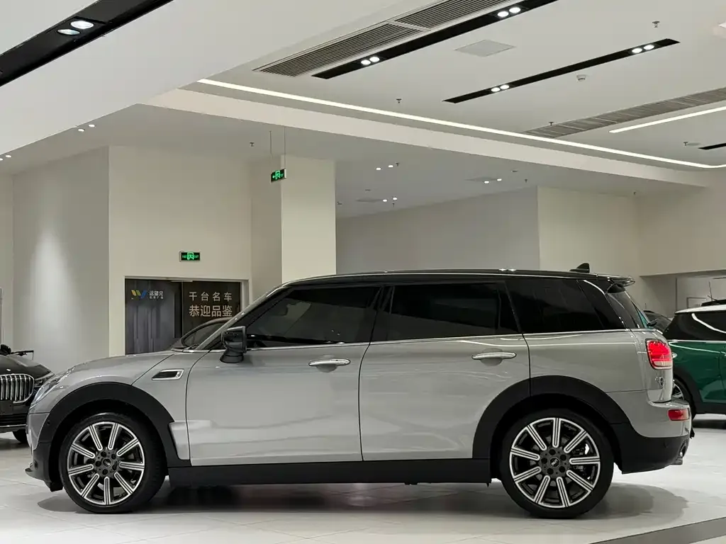 [object Object] Mini Clubman 2024 из CN, фото 7