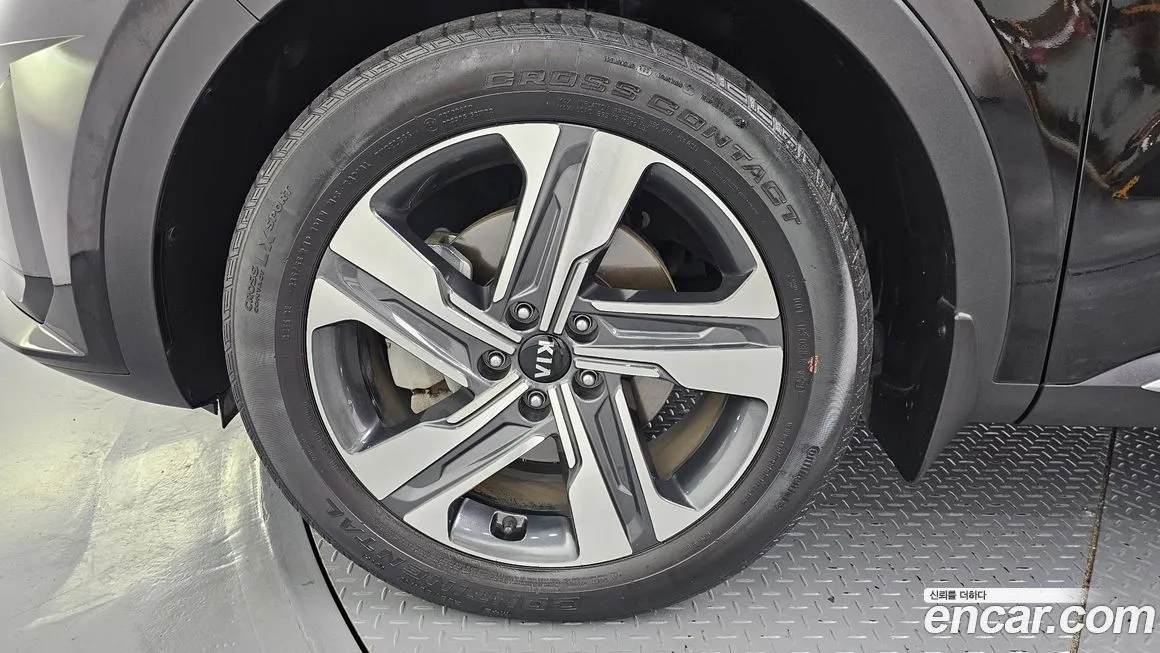 Kia Sorento — фото 5