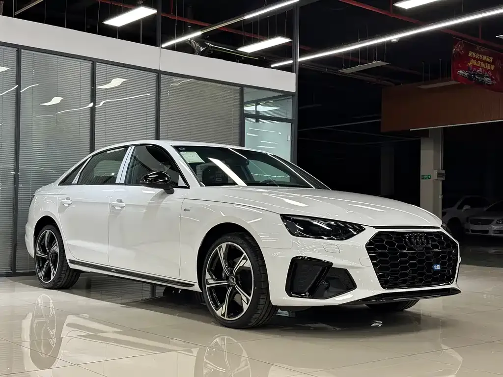 Audi A4L 2025 из CN, фото 3