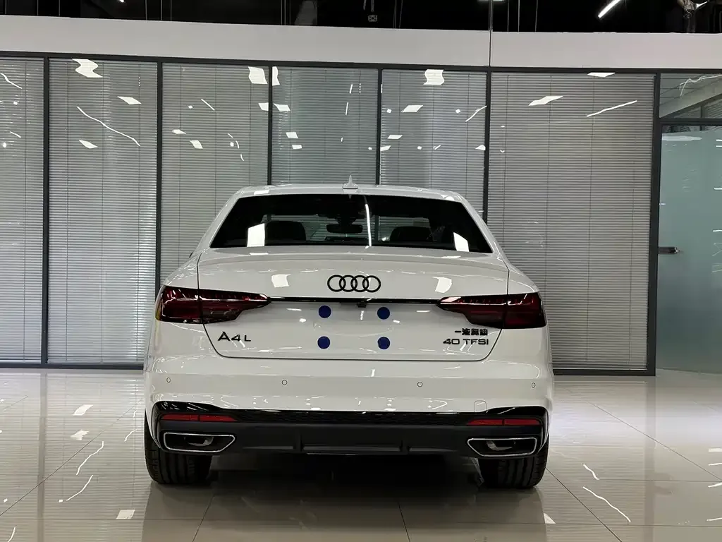 Audi A4L 2025 из CN, фото 6