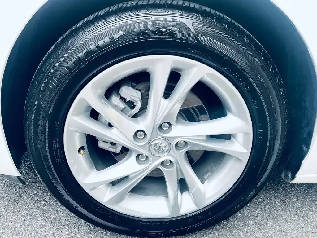 Buick Regal — фото 3