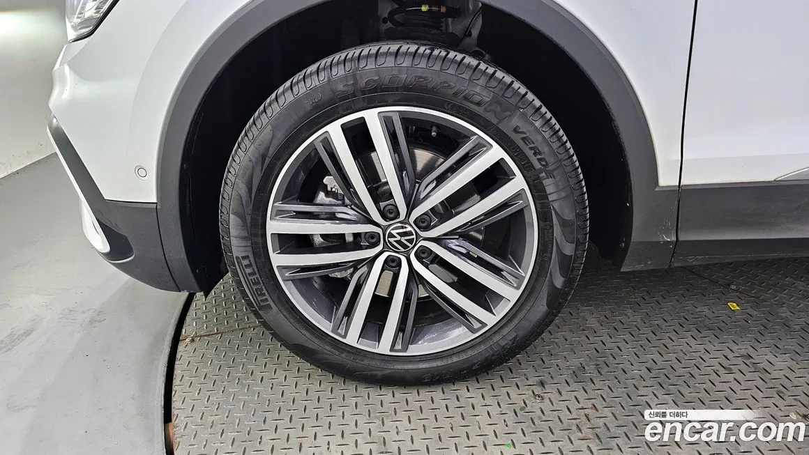 Volkswagen Tiguan 2023 из KR, фото 5