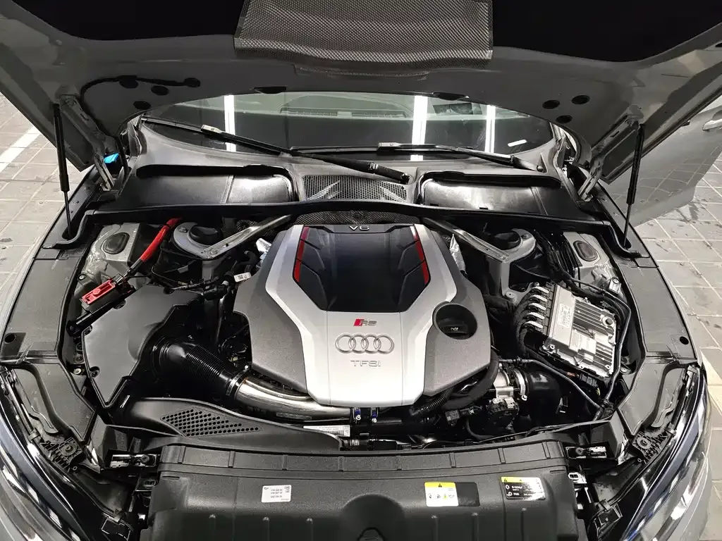 Audi RS 5 2024 из CN, фото 10