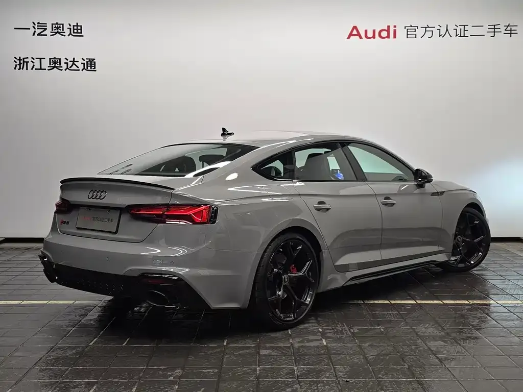 Audi RS 5 2024 из CN, фото 4