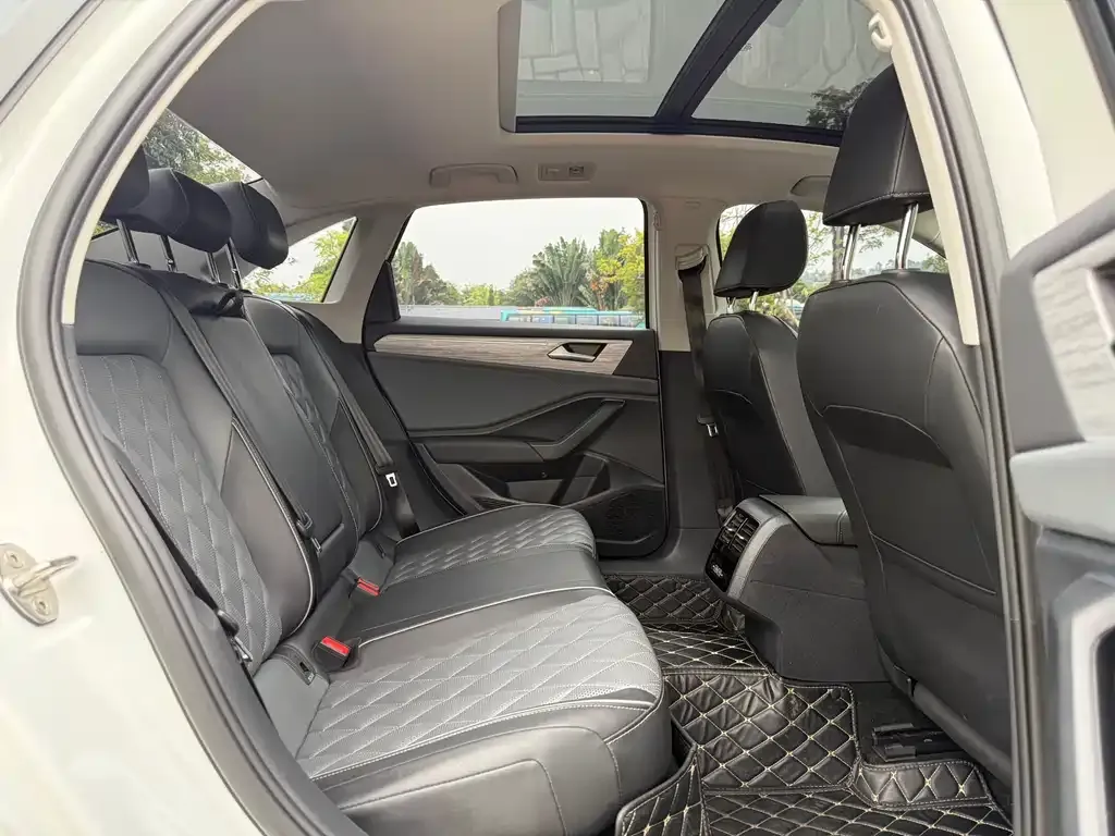 Volkswagen Sagitar 2023 из CN, фото 7