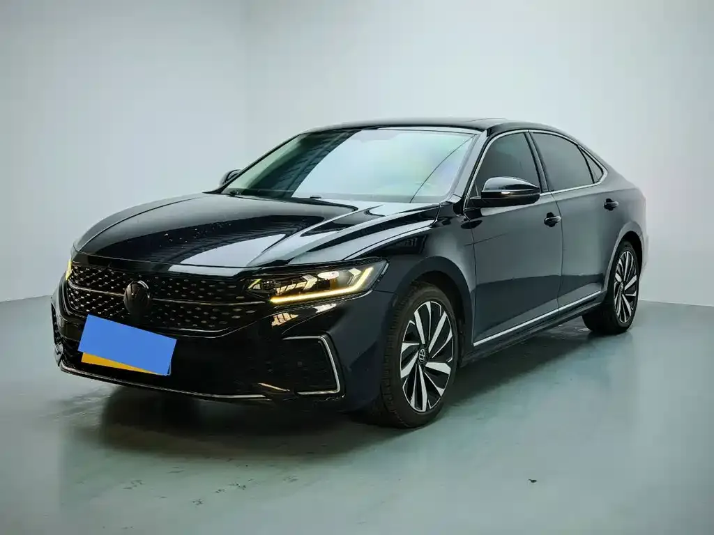 Volkswagen Passat 2021 из CN, фото 1
