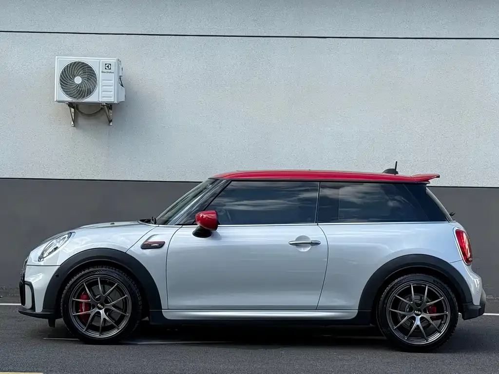 MINI JCW (John Cooper Works) 2022 из CN, фото 3