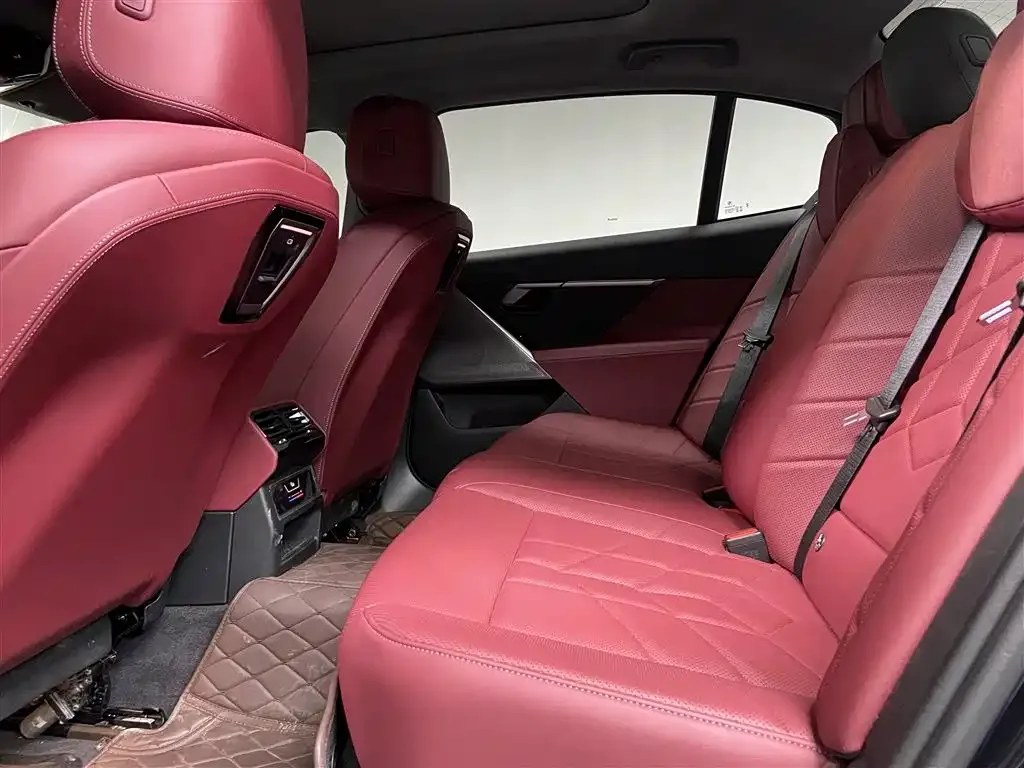 BMW i5 2024 из CN, фото 8