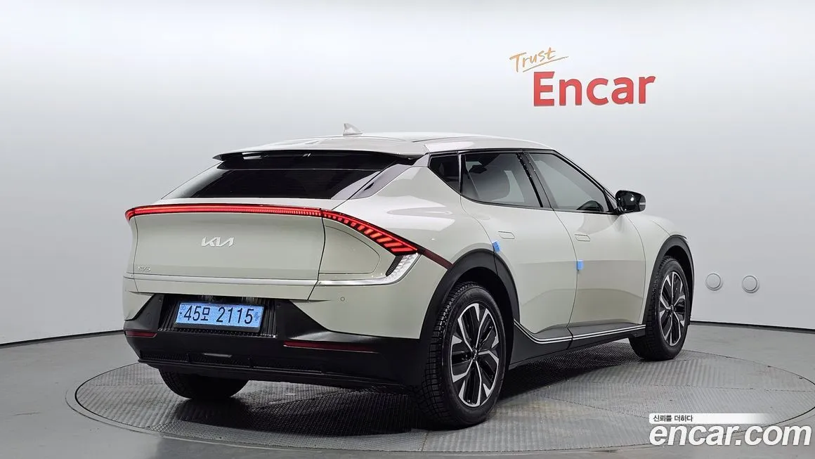 Kia EV6 — фото 2