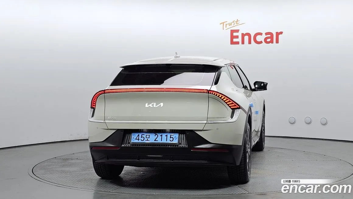 Kia EV6 — фото 4