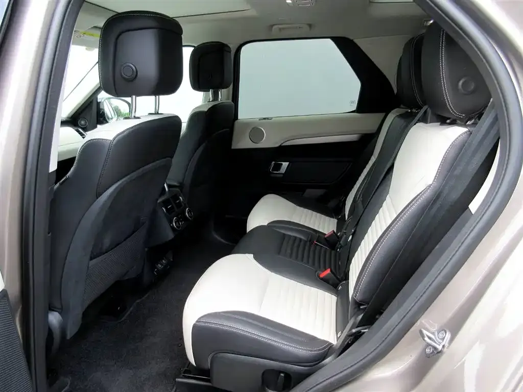 Land Rover Discovery 2024 из CN, фото 7