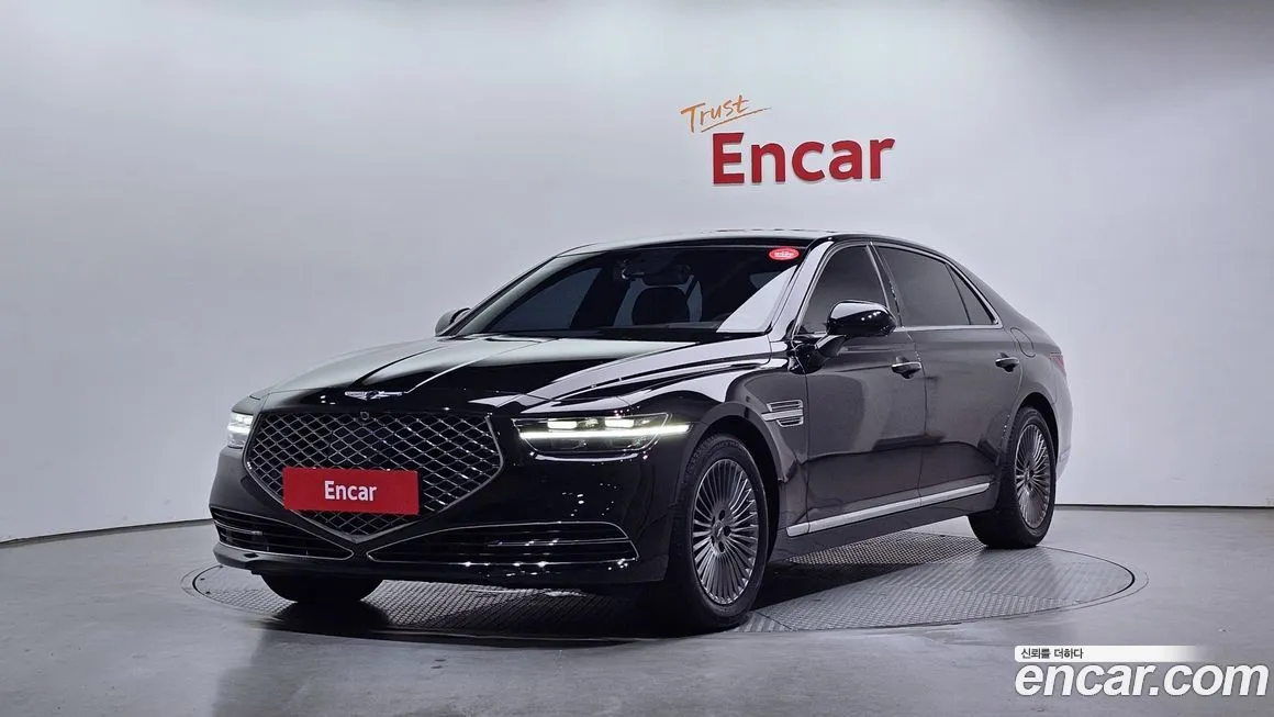 Genesis G90