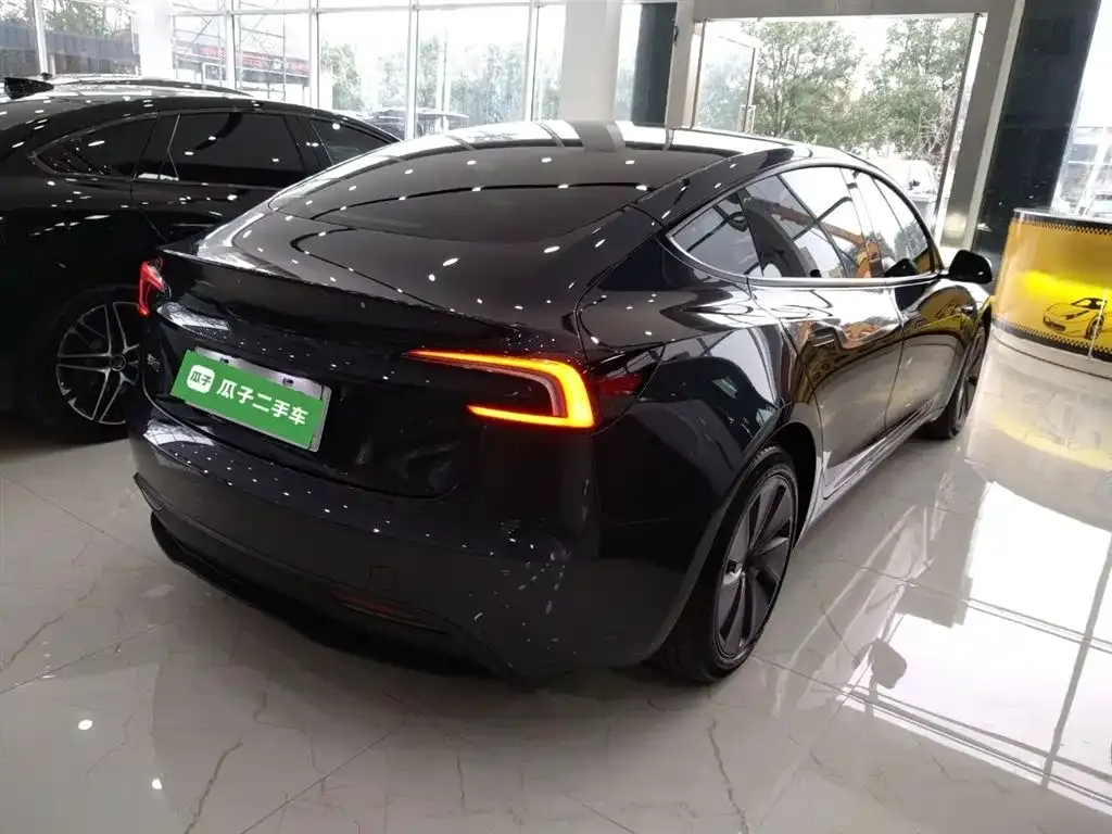 Tesla Model 3 2024 из CN, фото 7