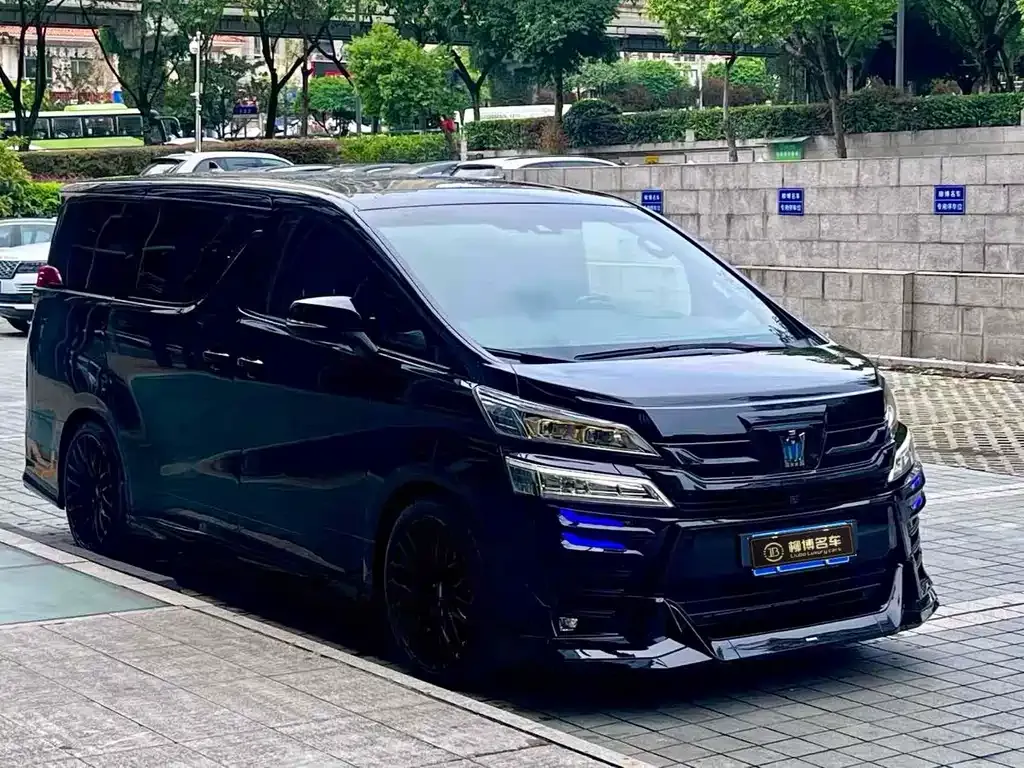 Toyota Vellfire 2023 из CN, фото 3
