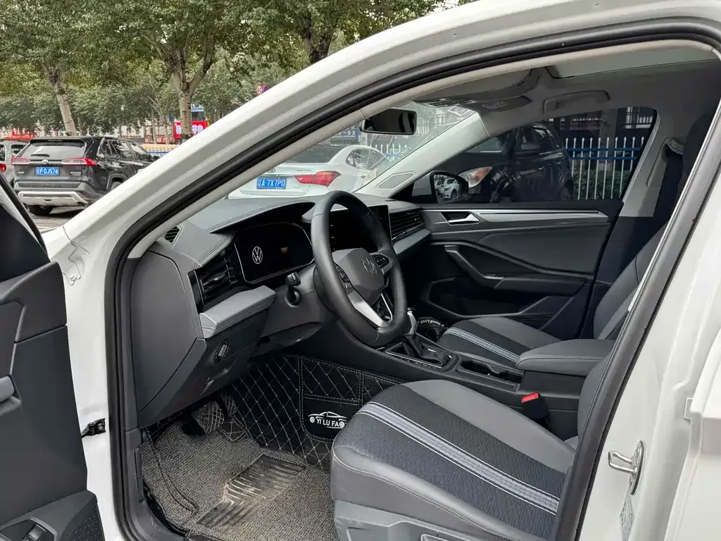 Volkswagen Sagitar 2024 из CN, фото 8
