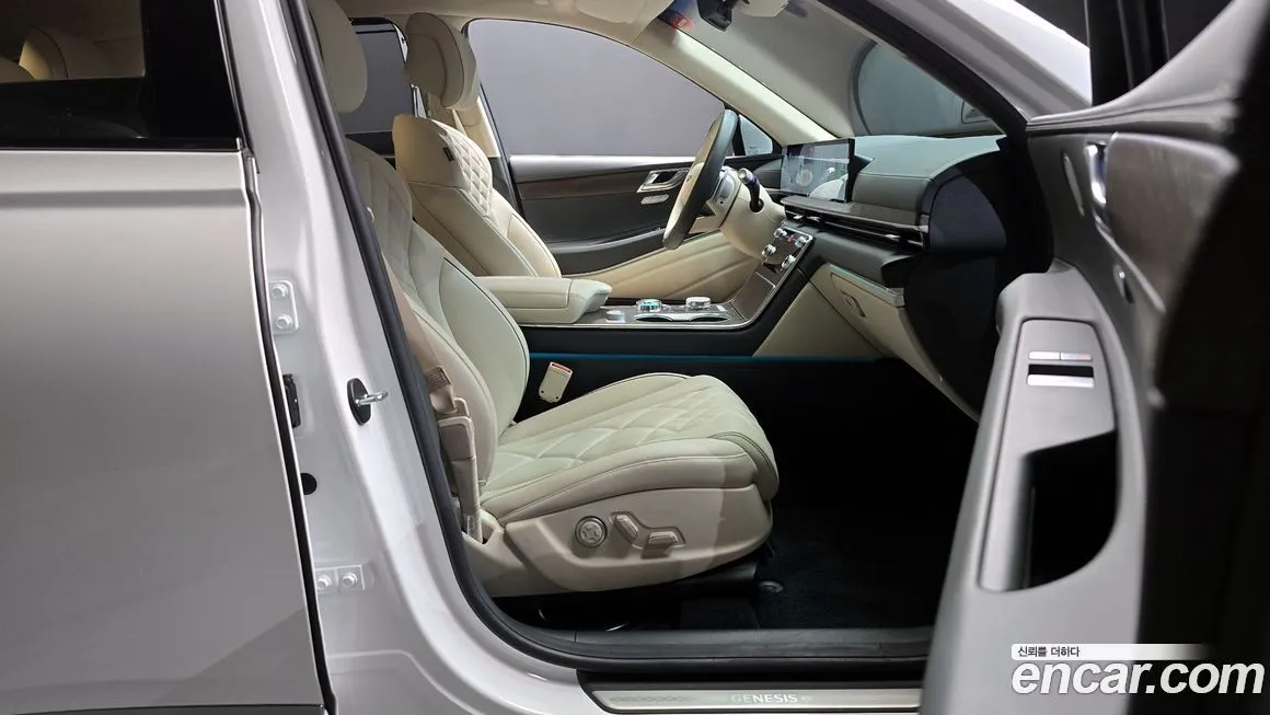 Genesis GV80 — фото 10