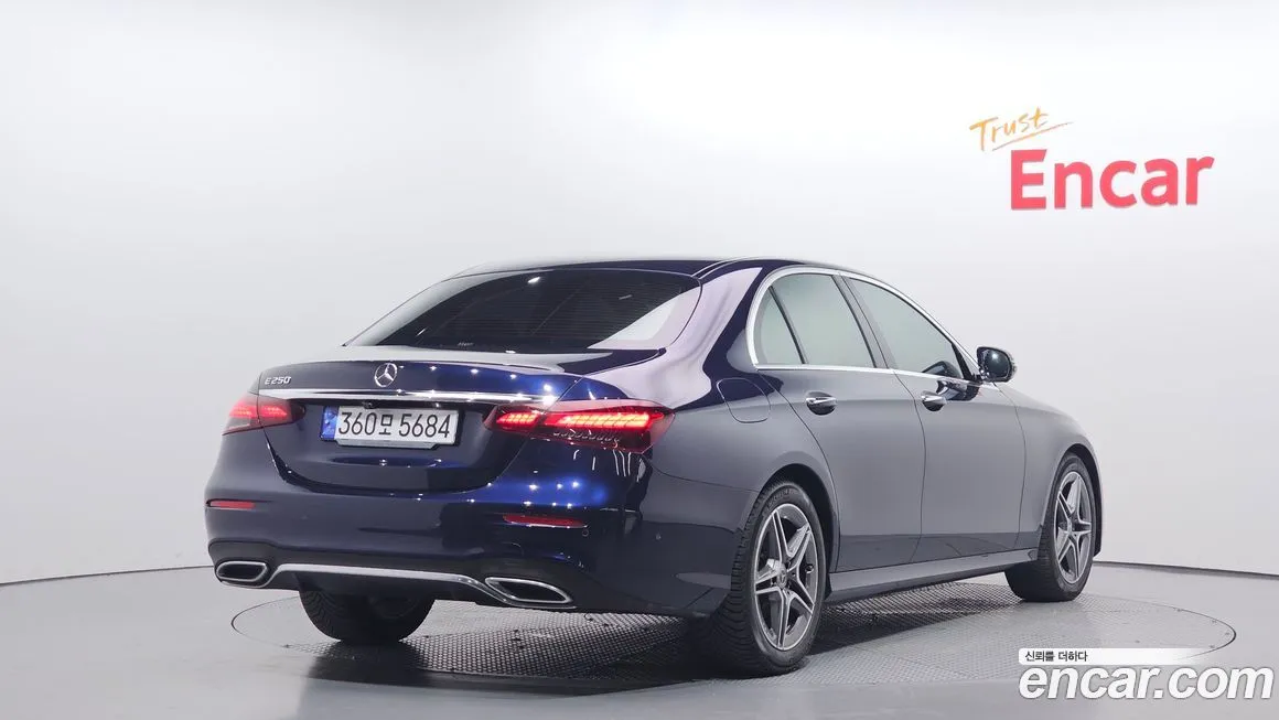 Mercedes-Benz E-Class 2023 из KR, фото 2