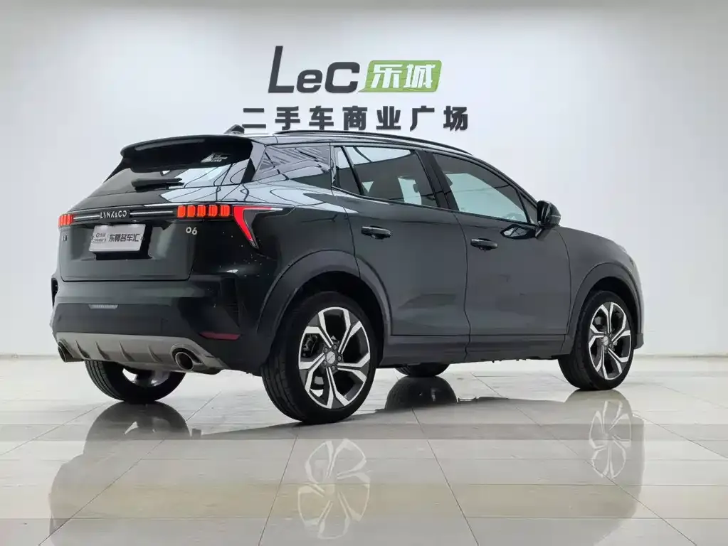 Lynk & Co 06 2022 из CN, фото 5