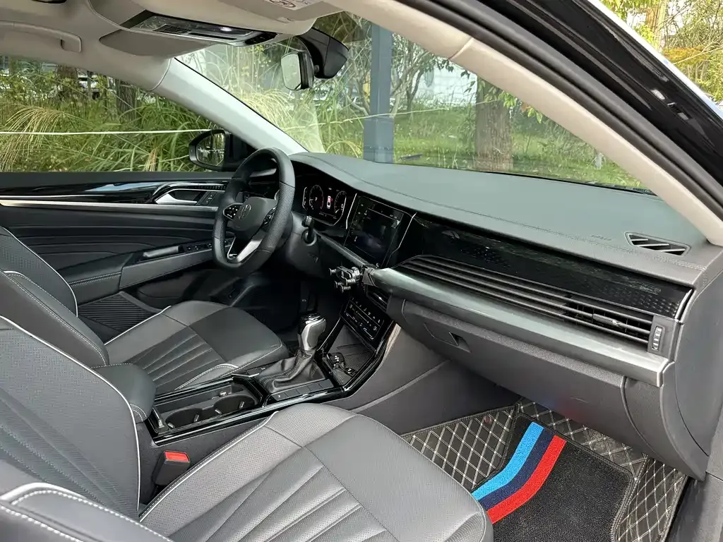 Volkswagen Passat 2024 из CN, фото 6