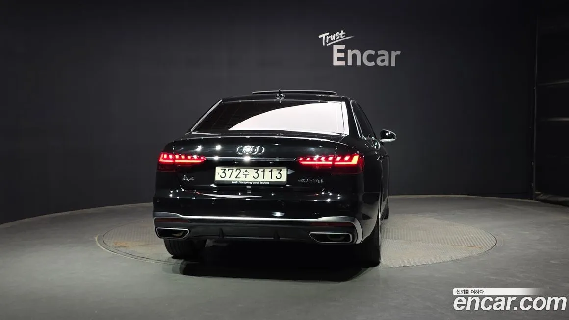 Audi A4 — фото 4