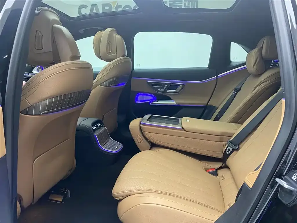 [object Object] E-Class 2024 из CN, фото 10