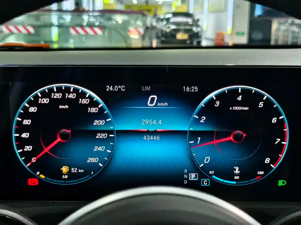 Mercedes-Benz A-Class 2021 из CN, фото 6
