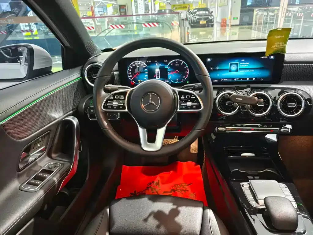 Mercedes-Benz A-Class 2021 из CN, фото 9
