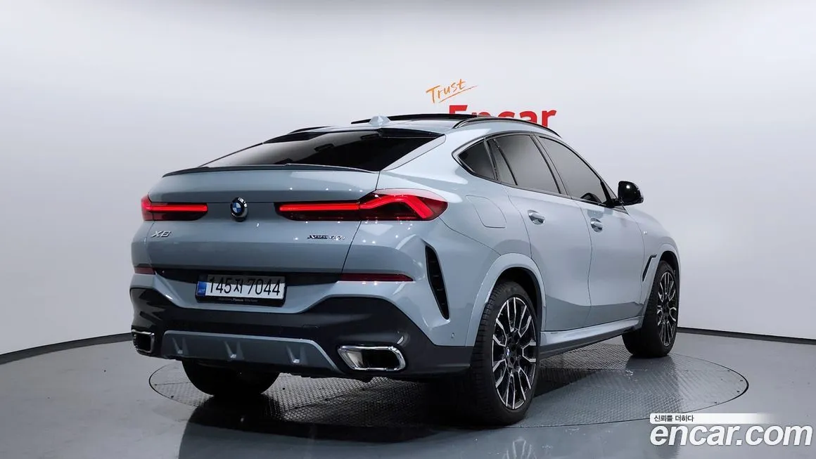 BMW X6 — фото 2