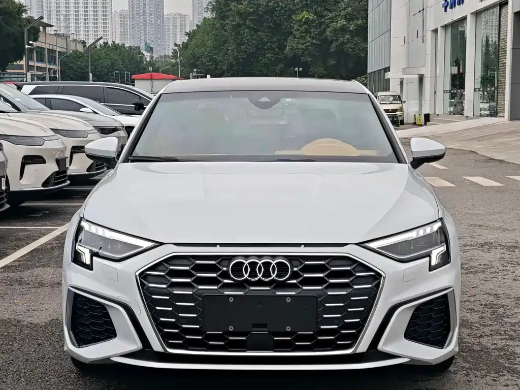 Audi A3 2021 из CN, фото 2