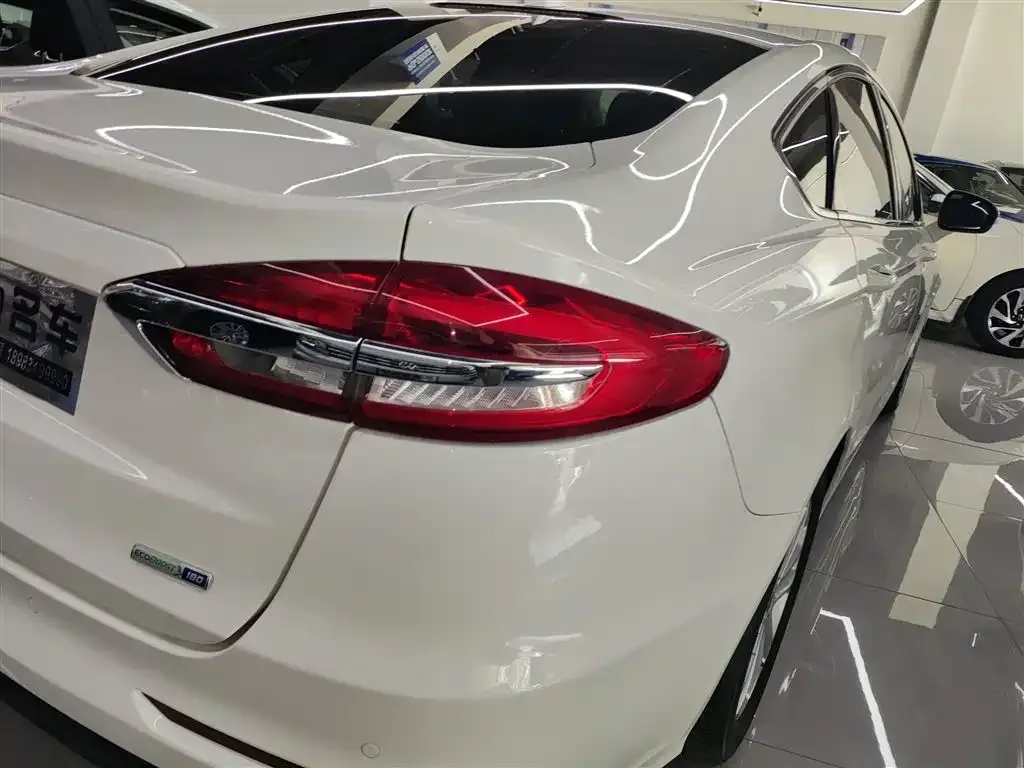 Ford Mondeo 2022 из CN, фото 8