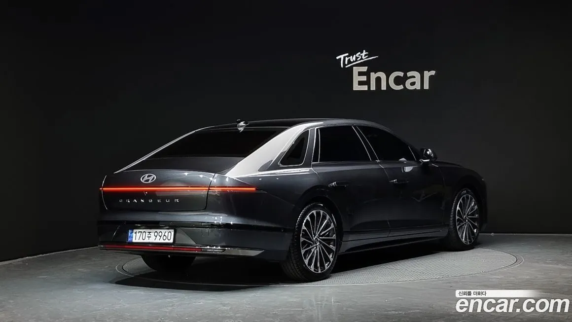 Hyundai Grandeur 2023 из KR, фото 2
