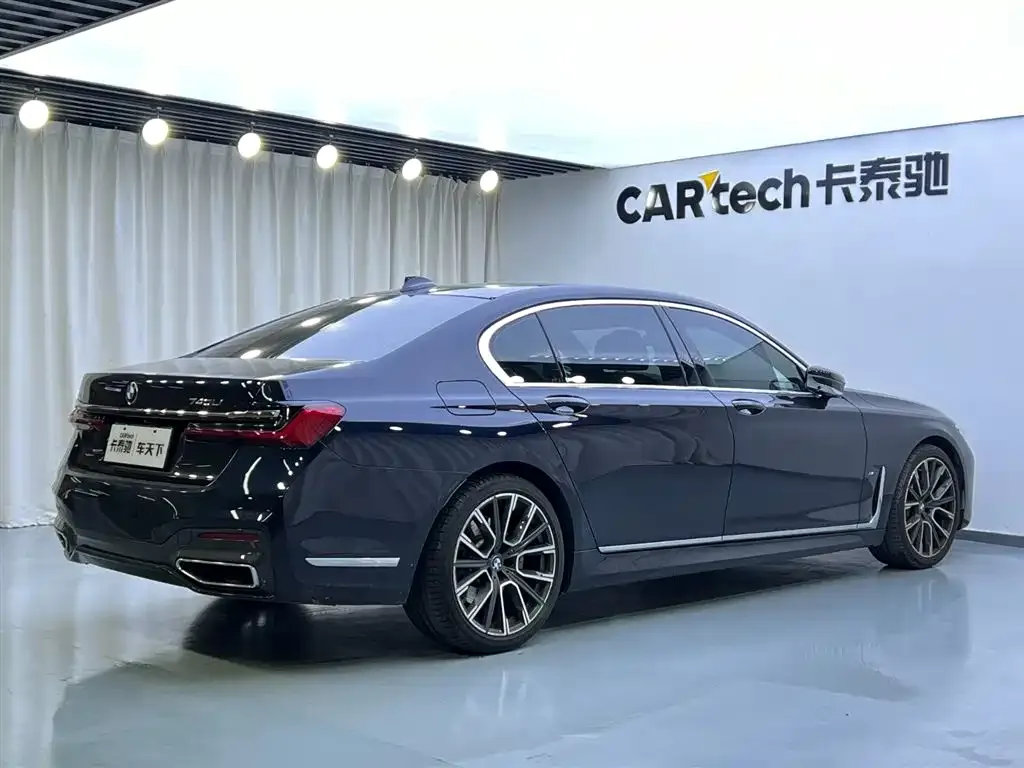 BMW 7 Series 2022 из CN, фото 3