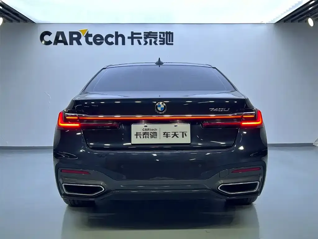 BMW 7 Series 2022 из CN, фото 4