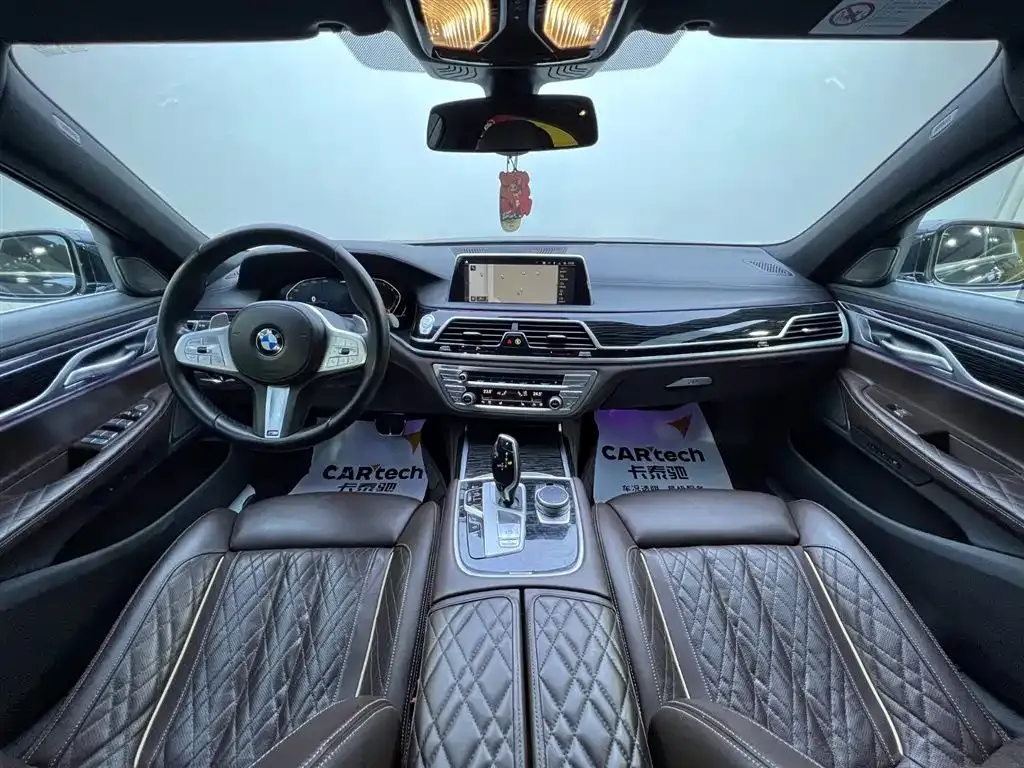 BMW 7 Series 2022 из CN, фото 7
