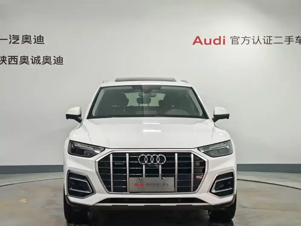 Audi Q5L 2022 из CN, фото 2