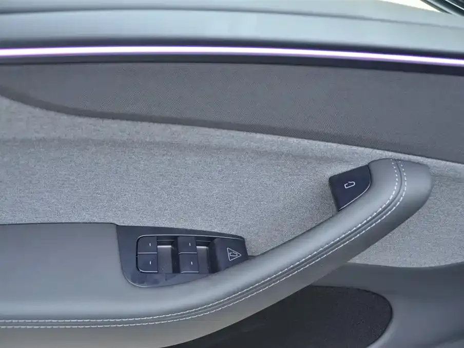 Tesla Model Y 2025 из CN, фото 5