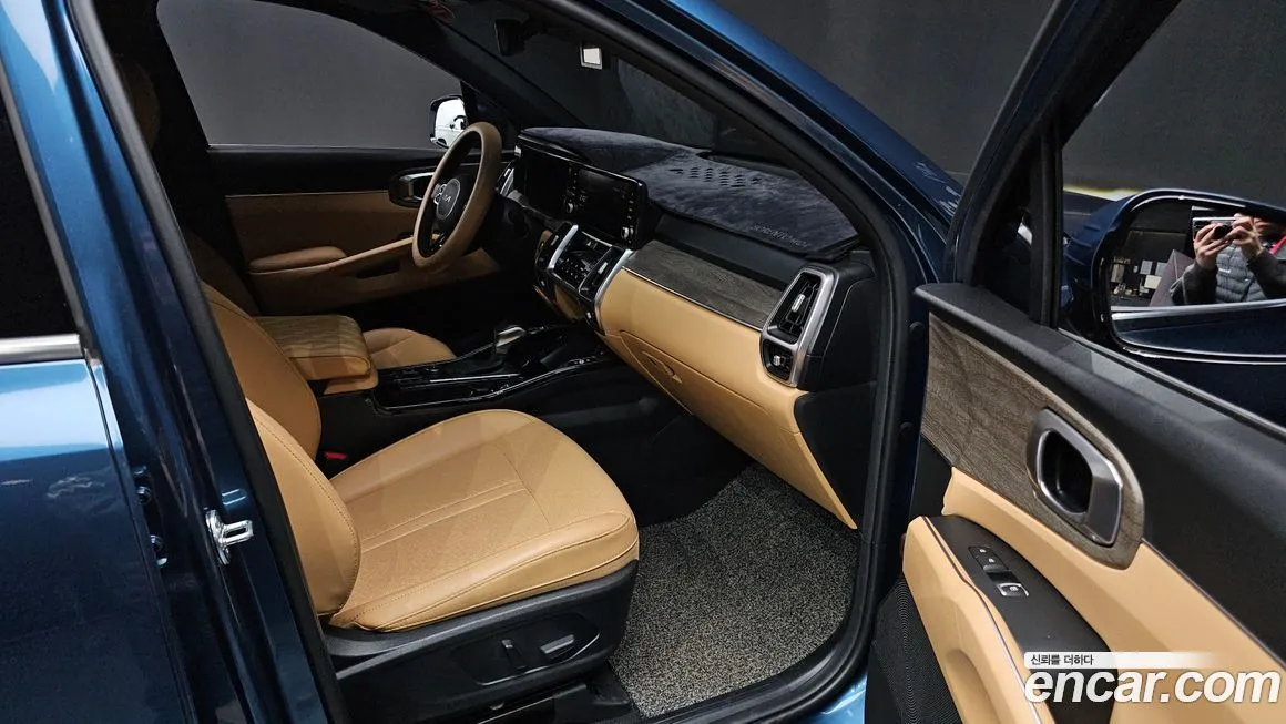 Kia Sorento — фото 10