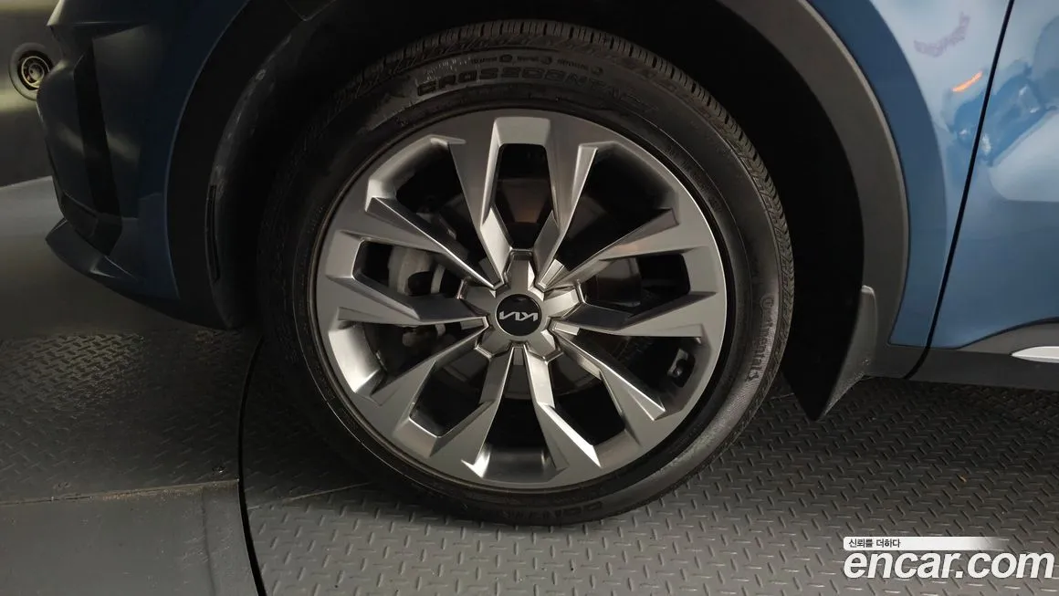 Kia Sorento — фото 5