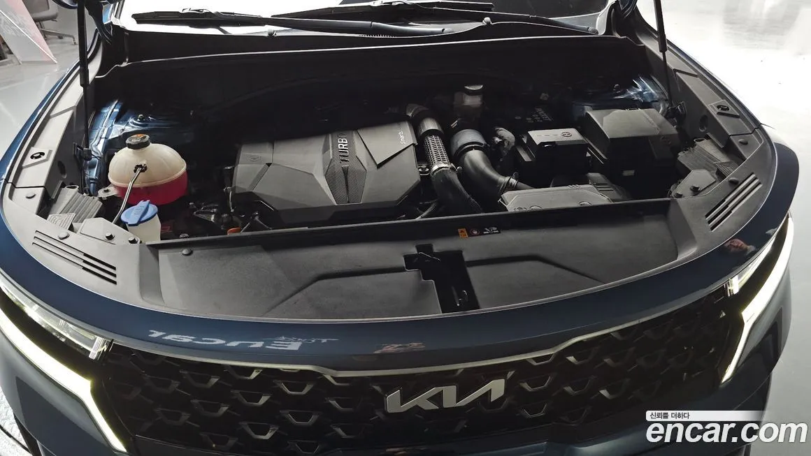 Kia Sorento — фото 6